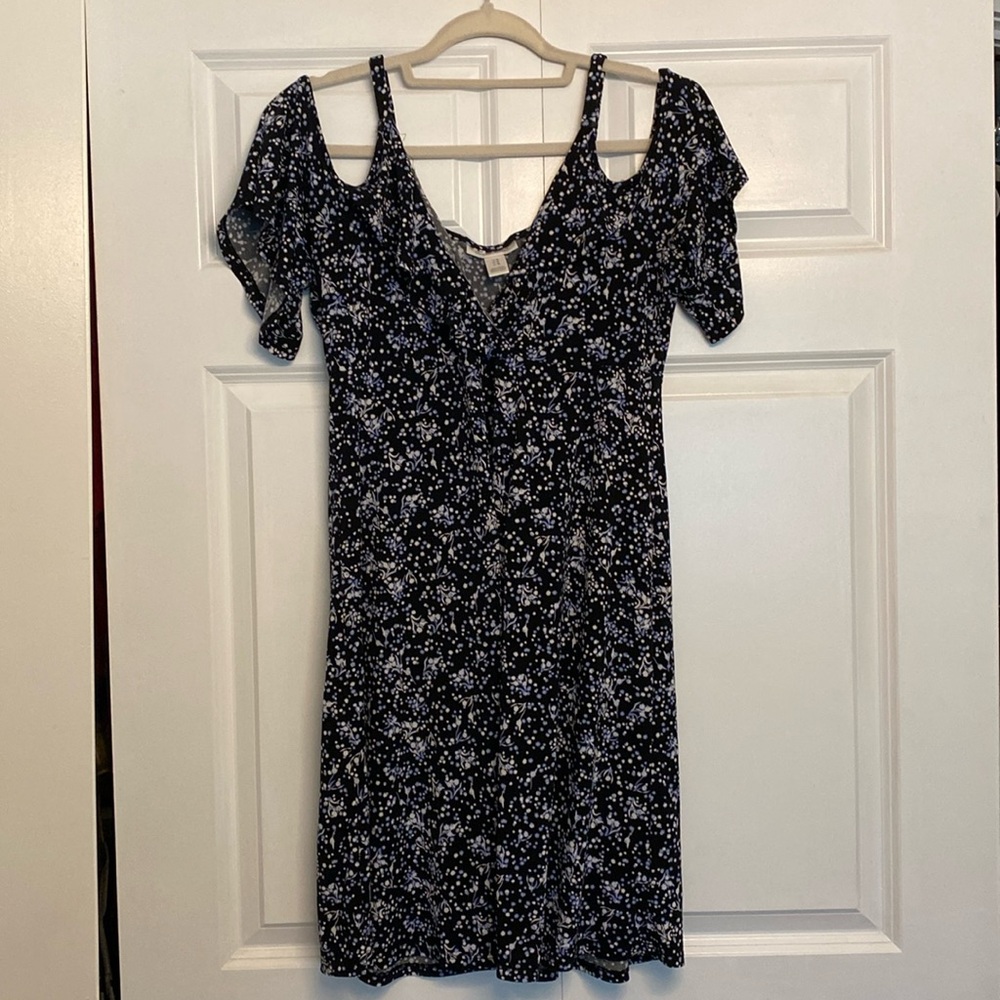 M Nursing/maternity dress